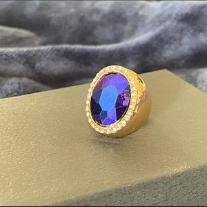 ⭐️NEW⭐️ Women’s Ring